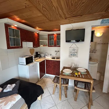 Demona Apartament *