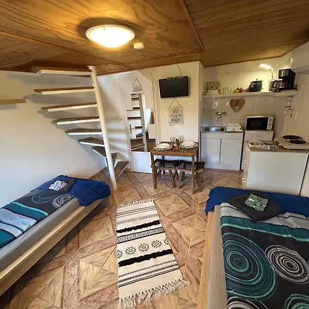 Apartament Demona