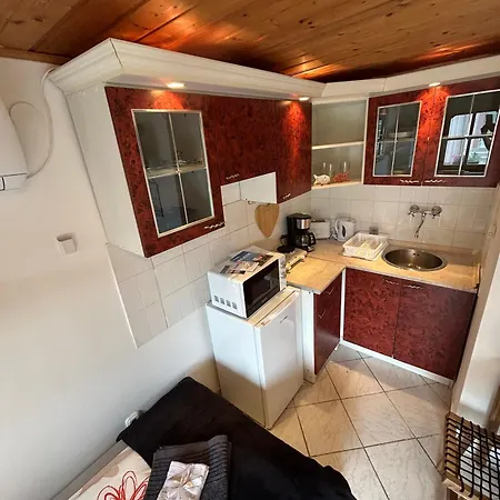 Apartament Demona