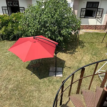 Demona Apartman